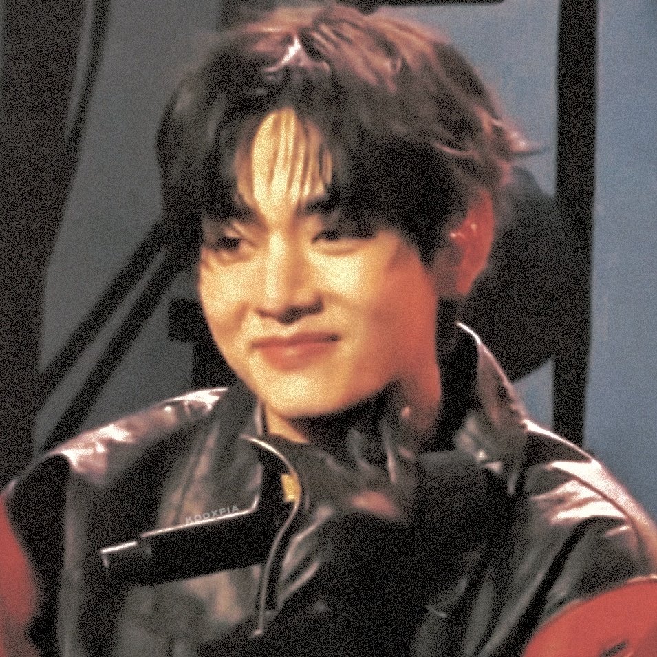 ⊙⊝⊜ tweet media