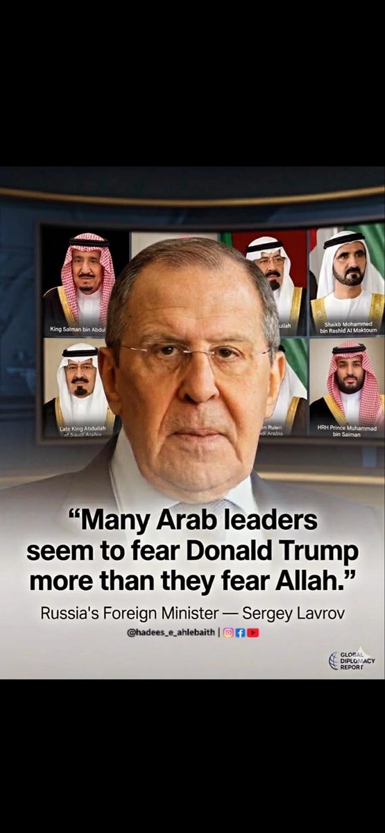 Yods Poinsettia tweet media