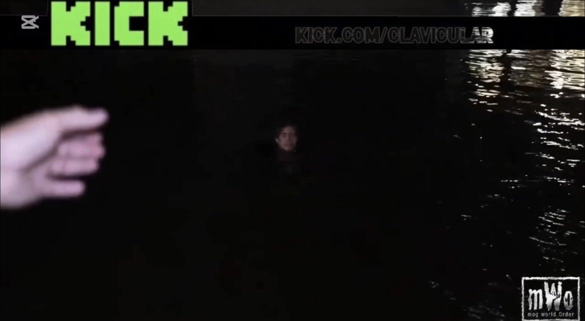 LiveStreamClips tweet media