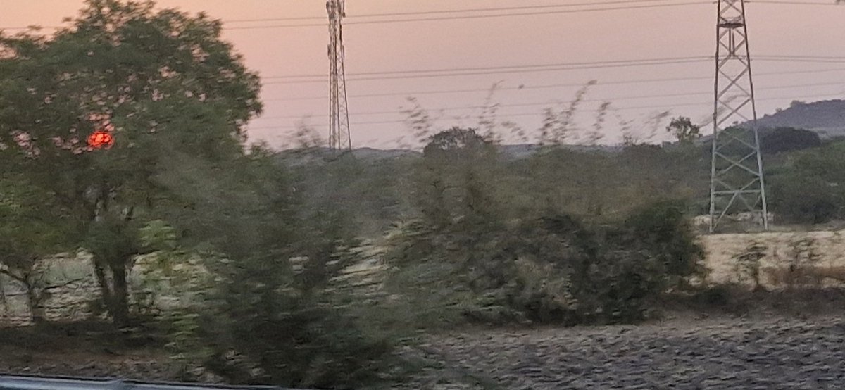 JaysAAP's tweet photo. The sun slips out quietly behind the trees...

Shot from a moving bus No 4

#Goodmorning
#theme_pic_india_sunrise 
#RoClicks https://t.co/CMnjjreLrl