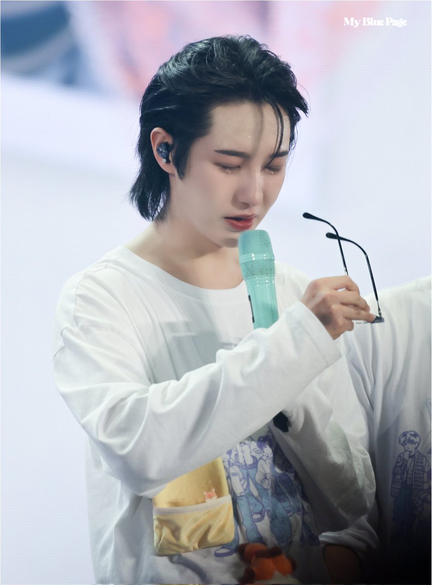 ᴍy ʙʟᴜᴇ ᴩᴀɢᴇ tweet media