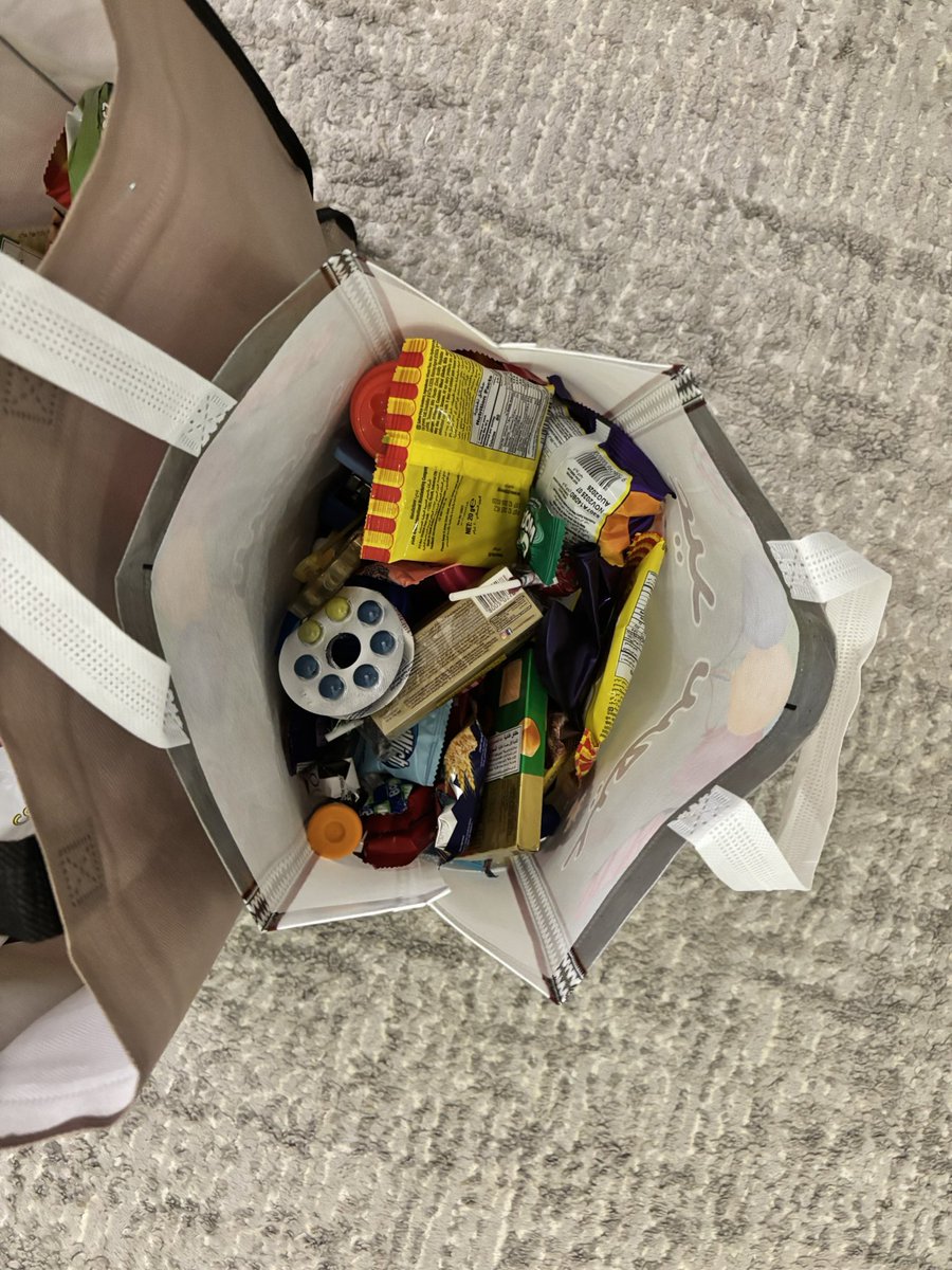 ماما خُلود tweet media