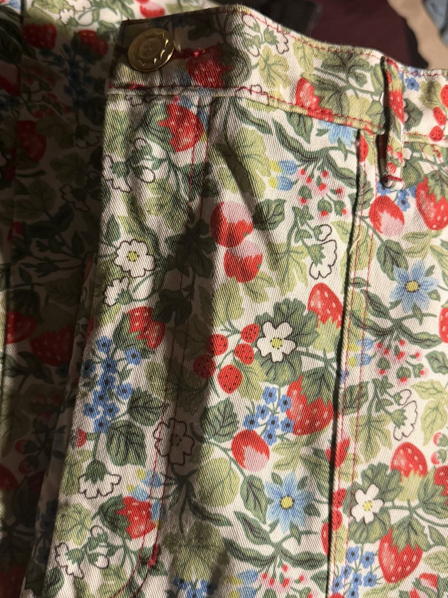 jacqui 💡🍓🪩 tweet media