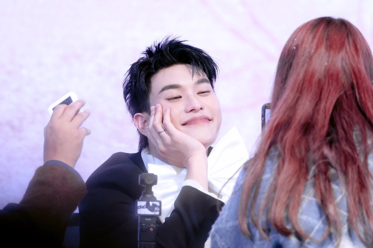 7921Nixfox's tweet photo. ลูก‌🫳

OFFROAD FANSIGN IN SHANGHAI
#ออฟโรด #offroadKTP 
#OFFROADinSHANGHAI2026 https://t.co/Ar63HWH2bk