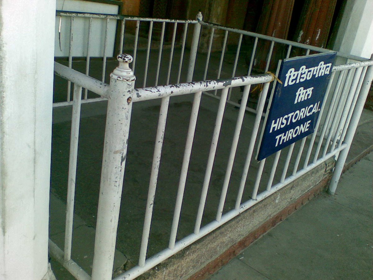 5chStereo tweet media