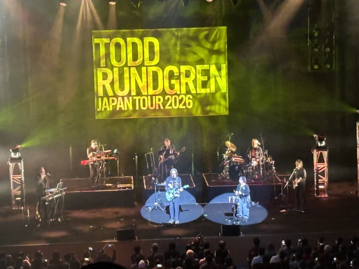 on-the-road tweet media