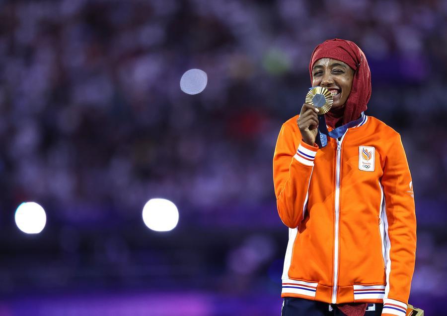 XHSports's tweet image. Reigning Olympic champion Sifan Hassan has pulled out of this year's #LondonMarathon on April 26 after being injured in a treadmill mishap. xhtxs.cn/ba8G