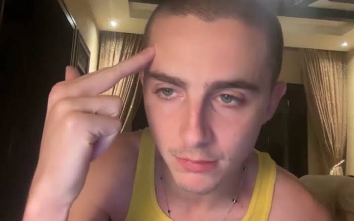 Lesbian al-Gaib tweet media