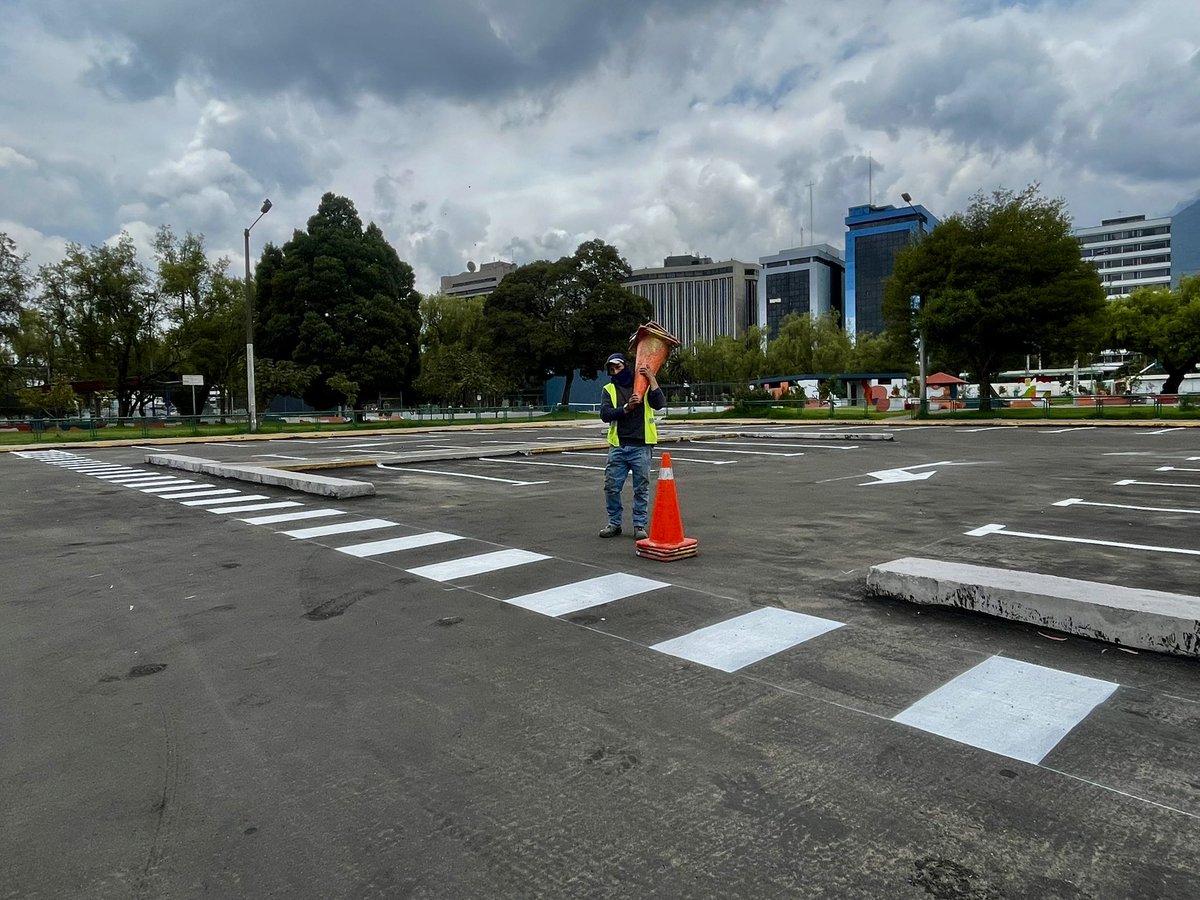 Terminales Terrestres de Quito tweet media