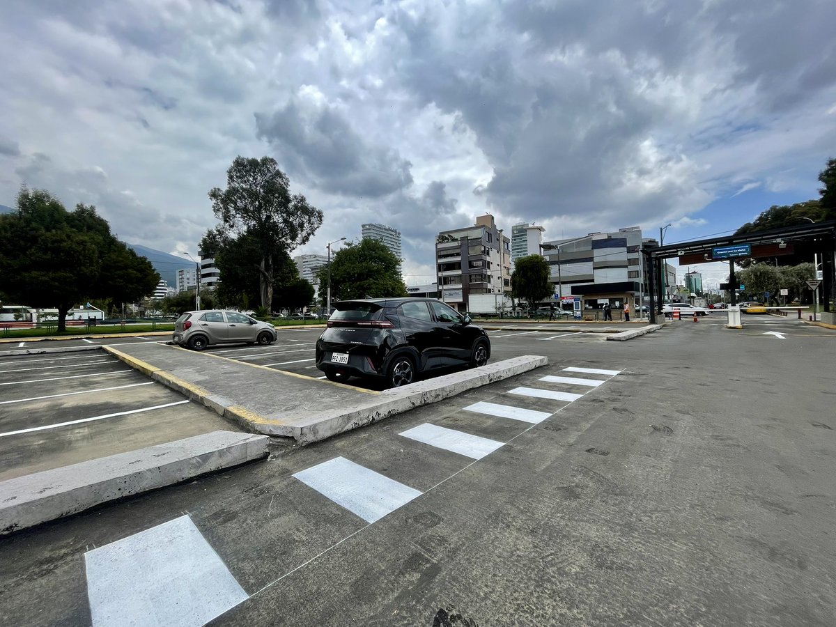 Terminales Terrestres de Quito tweet media