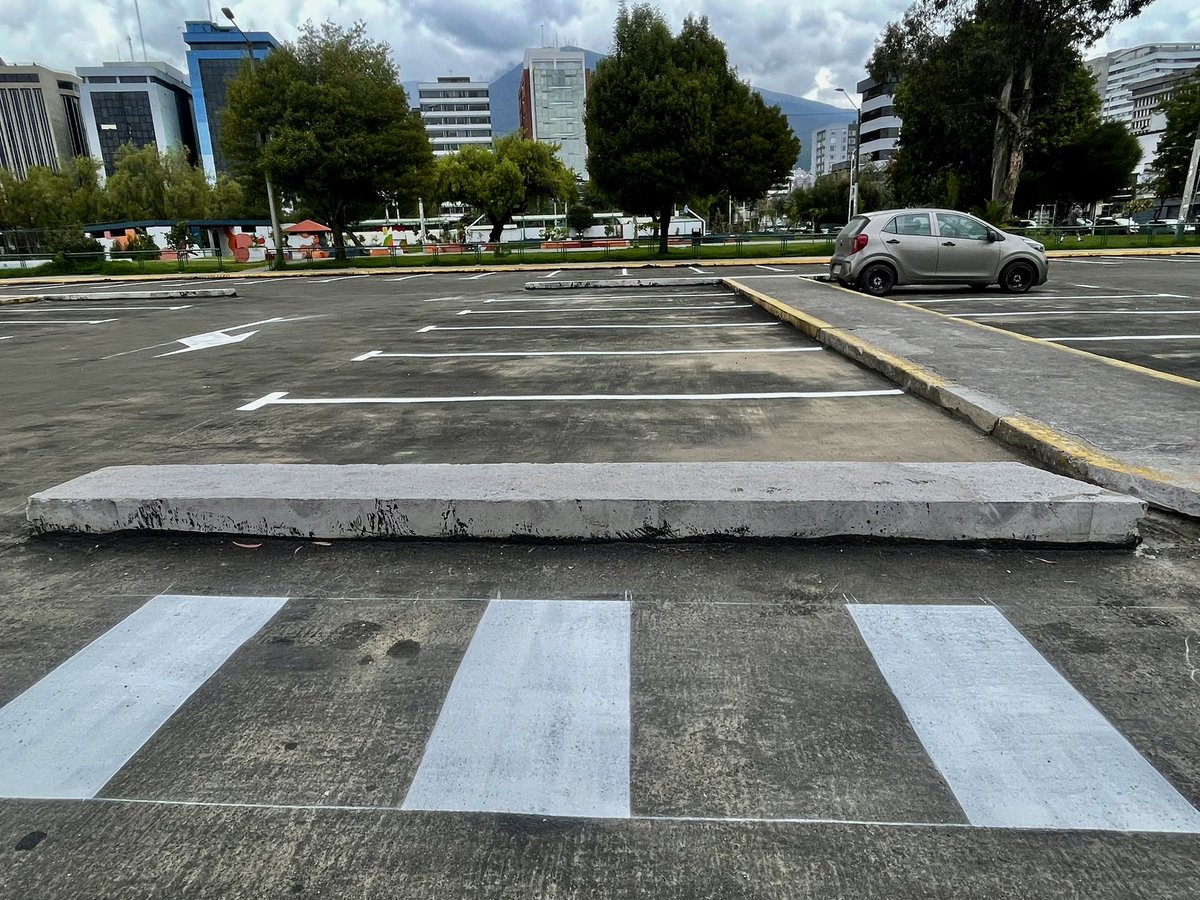 Terminales Terrestres de Quito tweet media