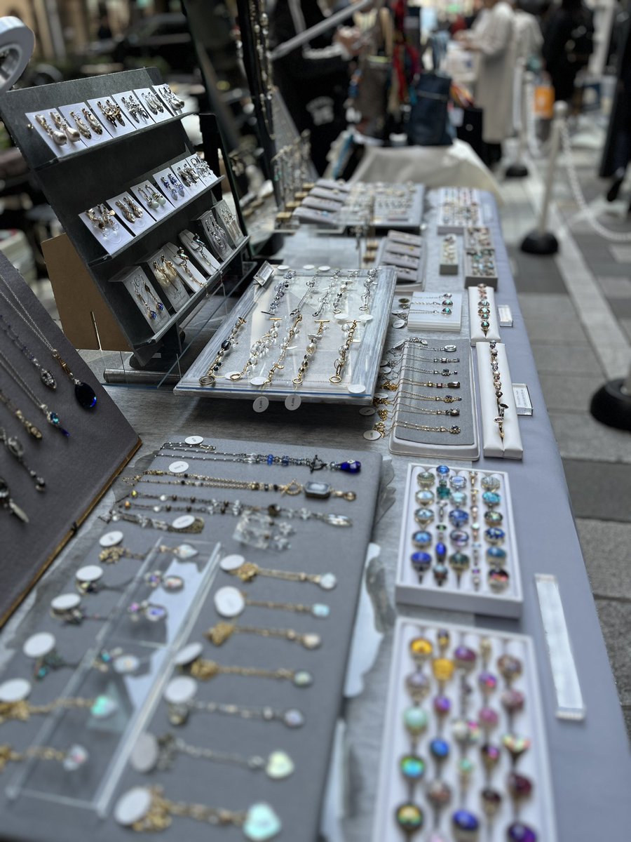 ...ellipsis エリプシス tweet media