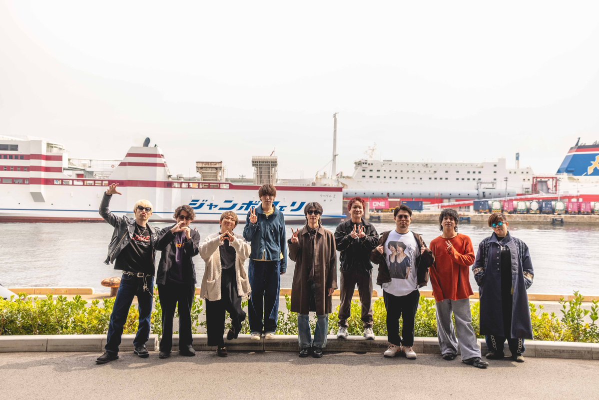 go!go!vanillas tweet media