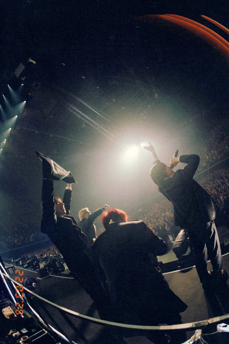 go!go!vanillas tweet media