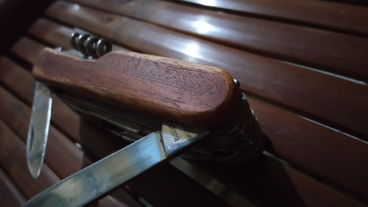 terrylan's tweet photo. Overdue Custom Swiss Army Knife scale https://t.co/G2KlzHvSXg