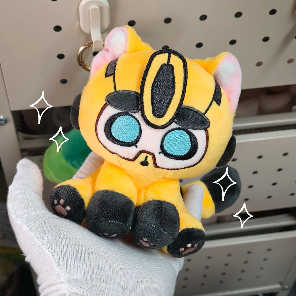 orangeStarrToy tweet media