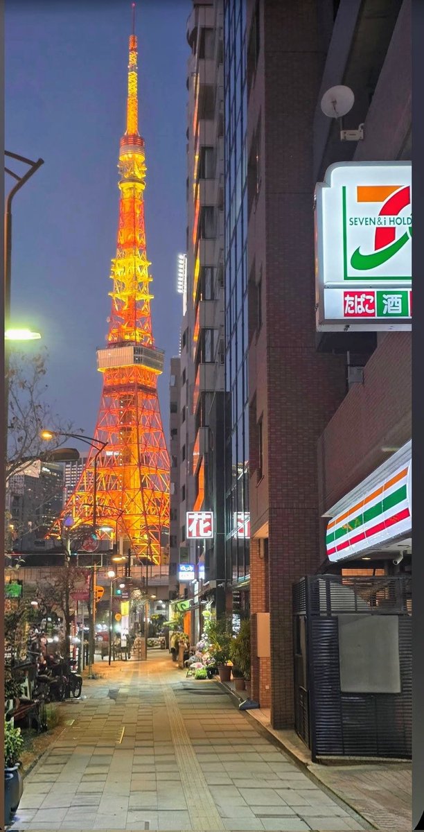 Hyungsiksandes's tweet photo. ヒョンシクさんが行ったコンビニセブンイレブン🏪はこちらかしら?
(セブン-イレブン 港区芝3丁目店)
#パクヒョンシク #parkhyungsik
#박형식 #REVEThe #NextPage https://t.co/65LWpDr5i6