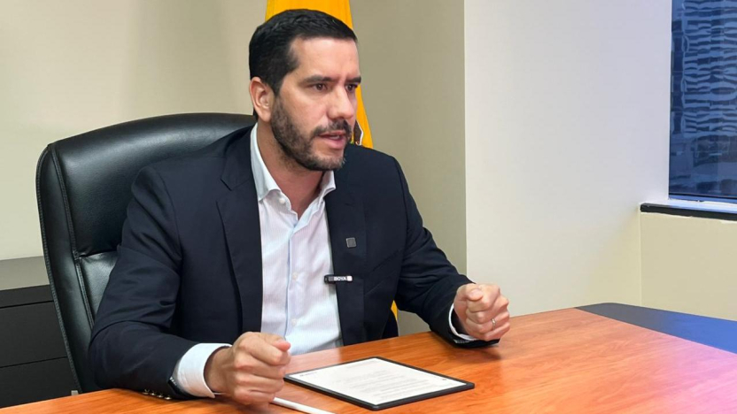 Mónica Arosemena tweet media