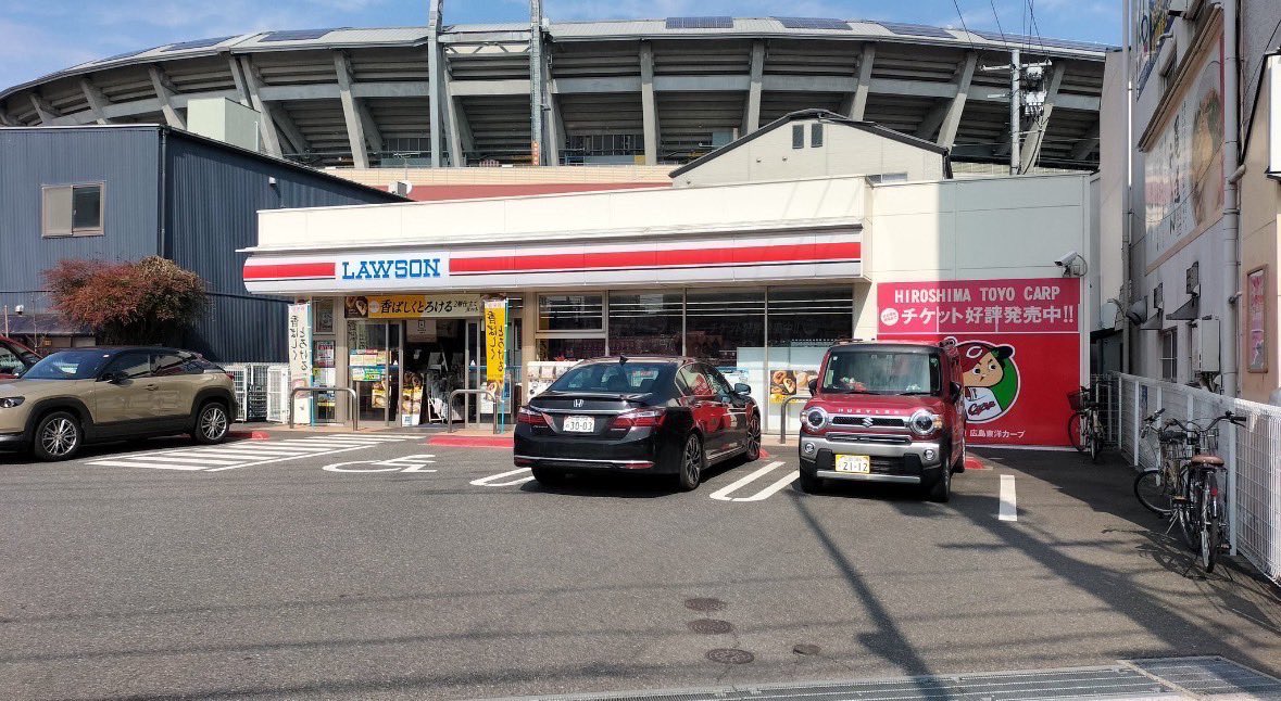 話題の面白ツイ図鑑 tweet media