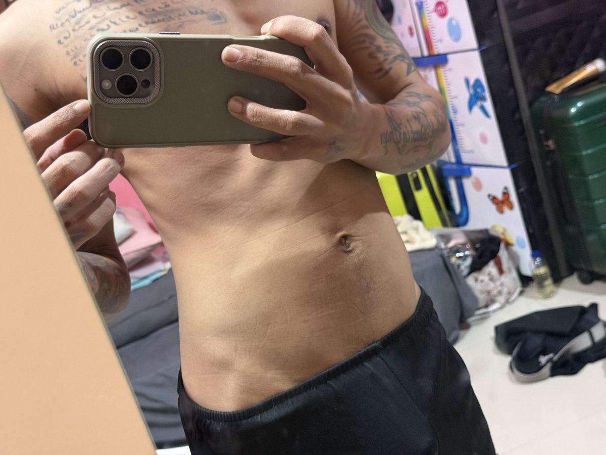 Botslim29 tweet media