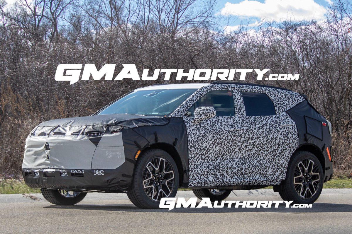 cole_marzen's tweet image. The 2028 Chevrolet Blazer has been spied testing for the very first time with major styling revisions. In addition, the CUV will receive extensive upgrades to its cabin and could come standard with a 2.5-liter turbocharged four-cylinder engine that develops around 328 hp. #Blazer