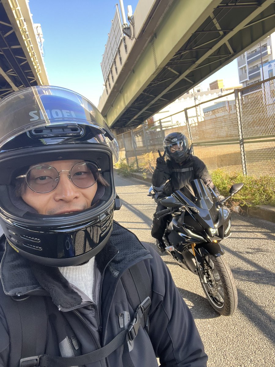 yuuuropia28's tweet photo. 30歳なったので、、!
名前:ゆーろぴあ
性別:男
年齢:30
身長:172
住み:愛媛
バイク:ZR250A4 BALIUS-Ⅰ
バリオスとUVERと彼女が大好きです🫰
気軽にツーリング誘ってください!
#バイク乗りとして軽く自己紹介
#バイク乗りと繋がりたい
#balius
#愛媛ライダー
#crewと繋がりたい
#uverworld https://t.co/wxIsZmLOAO
