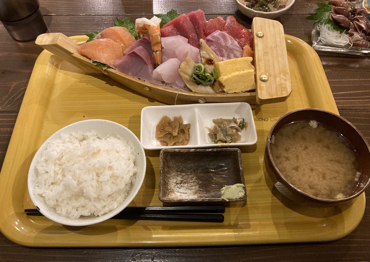 18thApostle's tweet photo. 久しぶりのポスト

旅行で仙台に行く予定だったけど、子どもバイトの都合てキャンセル🥲

せめて美味しいものをと思いちょっと贅沢ランチ🐟 https://t.co/a9LISxJ85R