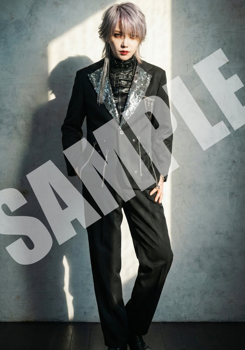 ULTRAVYBE's tweet photo. いよいよ来週4/1(水)
#Verde/ @Verde__official
ニュー・シングル『Pulse/』発売！！

■特典内容
全法人(Amazonを除く):L判ブロマイド3種からランダム1種
⬇️特典絵柄はこちら！⬇️ https://t.co/ZNYXIJwejh