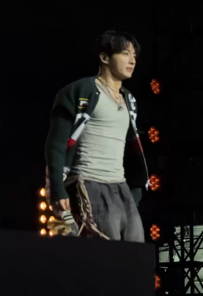 黃金借記卡 :) tweet media