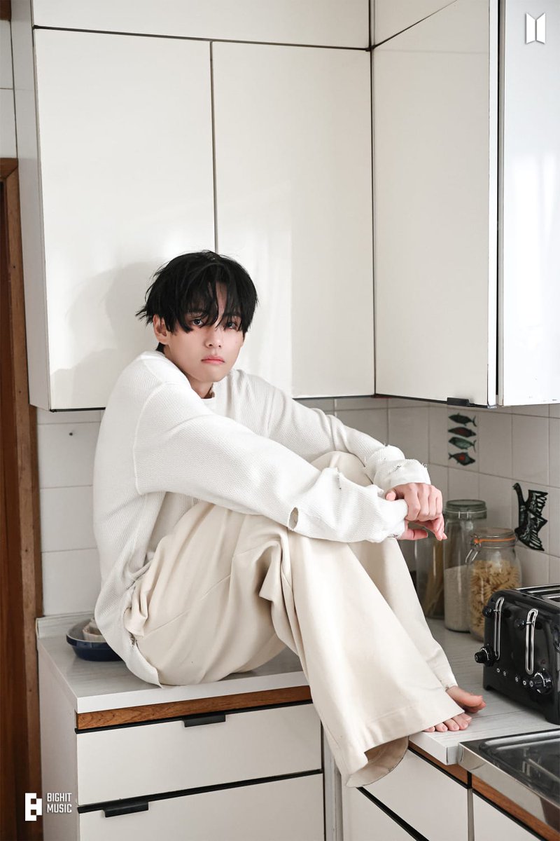 RebecaBarba's tweet image. #LunesDe el día especial dedicado a mi gran amor #KimTaeHyung #V #Taehyung Pido por ti, porqué tu corazón este completo y en paz...💜 #MiGrupoFavoritoDeKPop BTS (방탄소년단)  💜🇲🇽🩷🇰🇷💜 🫶🏻🩷🫰🏻난 그냥 당신을 사랑 해요 24/7 工 ﾚo√乇 ㄚ◯∪ ᗷTS⟭⟬ 🅐🅡🅜🅨