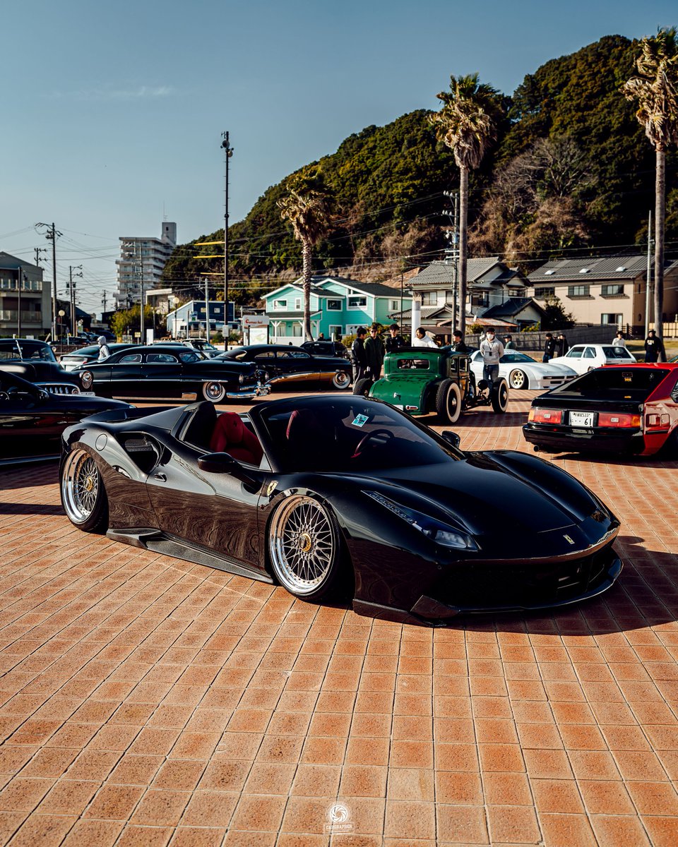 J 👁△ tweet media