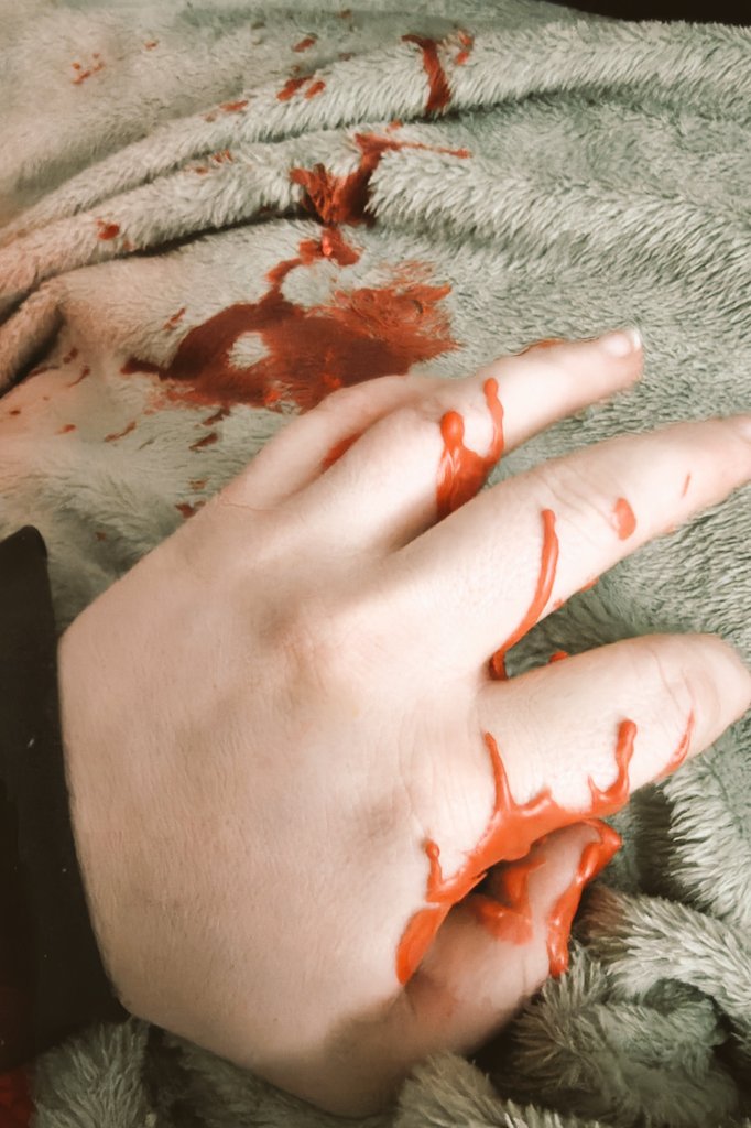 special k | CEO of CRY CUT GIFT BOSS CANDL ❄🧥 tweet media