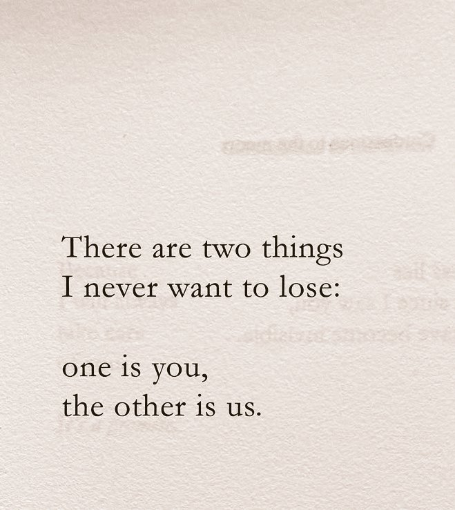 Ana Leoni 💋 tweet media