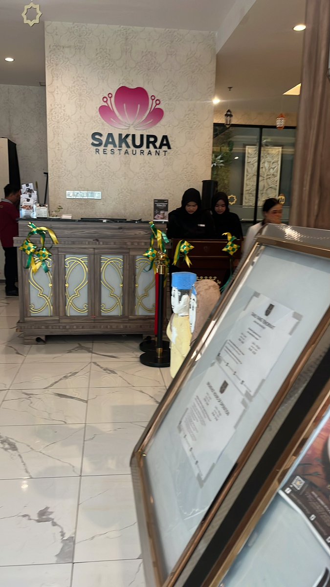 🄰🄻🄳 tweet media