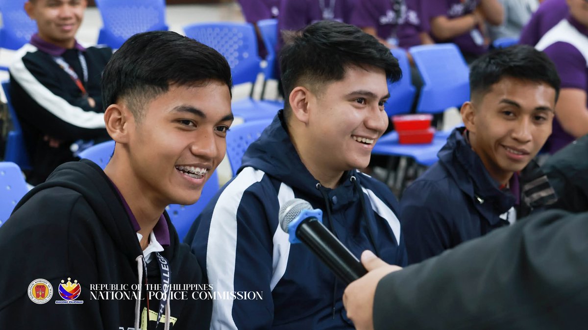 NAPOLCOM tweet media