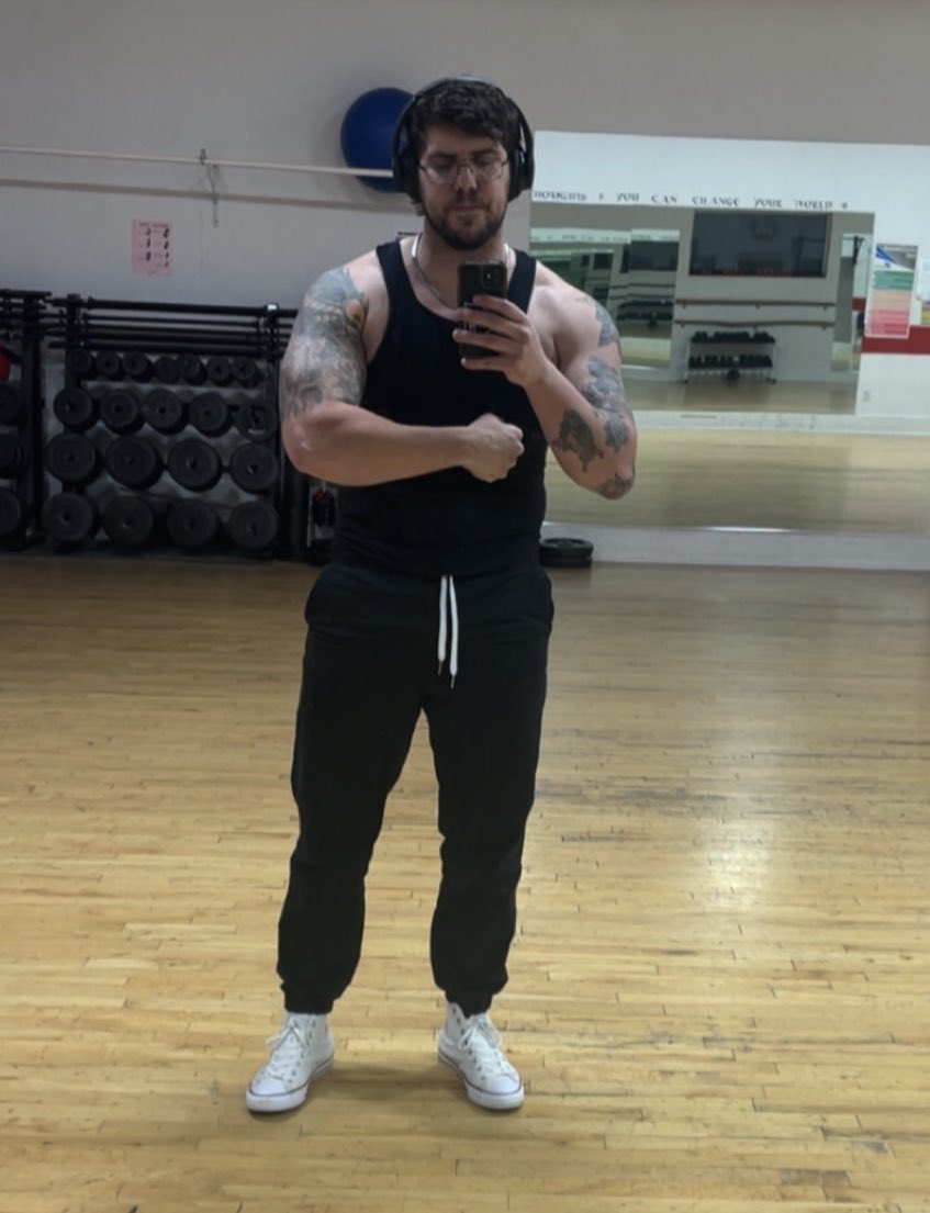 Benadryl Cucumberbatch tweet media