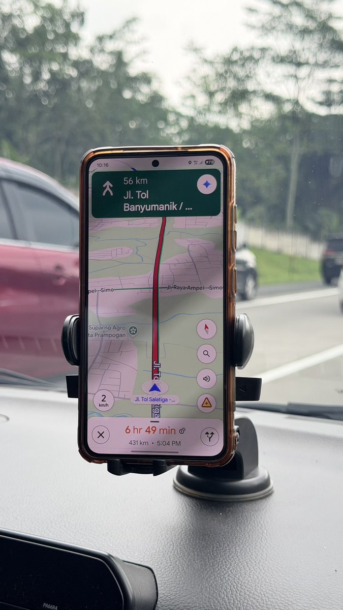 Inventory tweet media