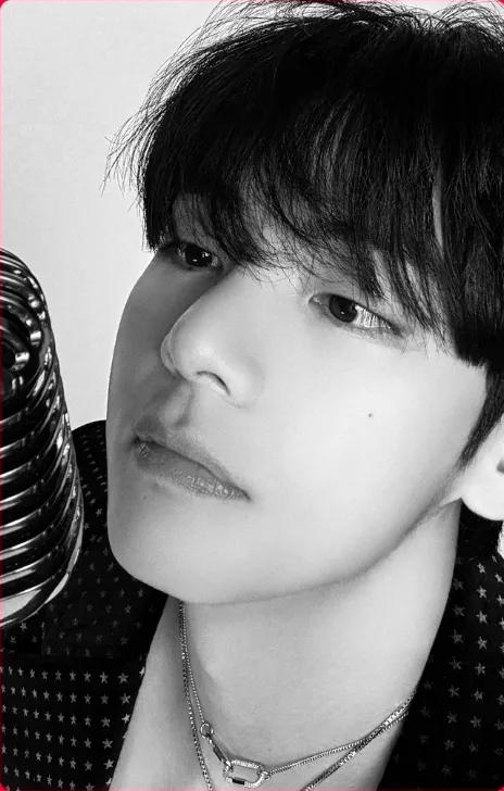 BTS WEVERSE tweet media