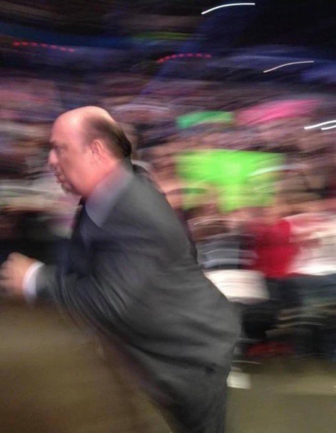 عــزيـز tweet media