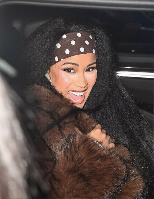 DAPHNE🩵🩷🦄🦋 tweet media