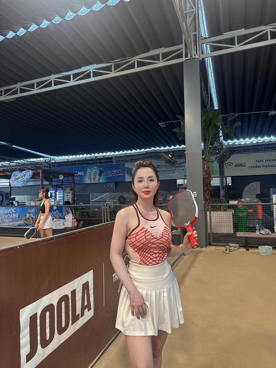 Ngọc Lê tweet media