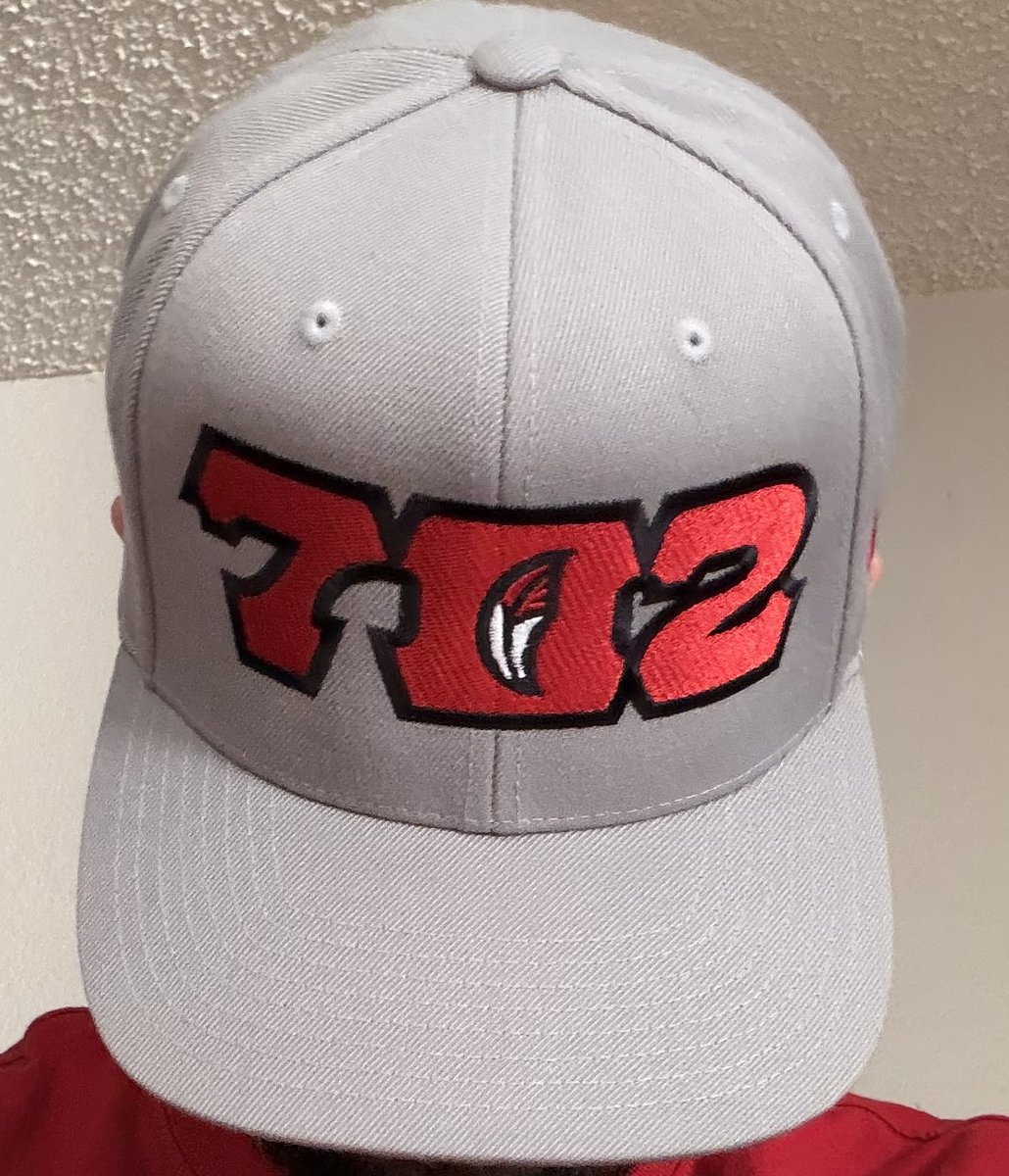 Blurt Reynolds tweet media