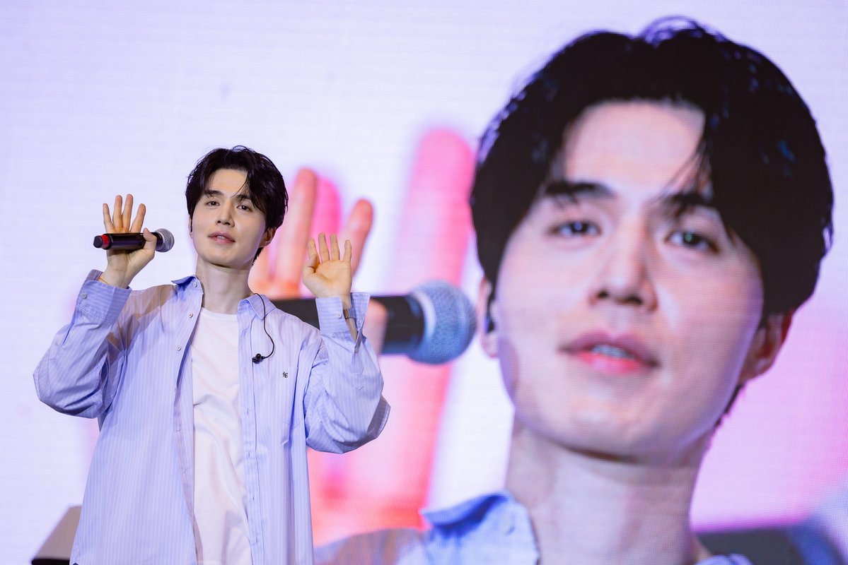 REAL ENT. tweet media