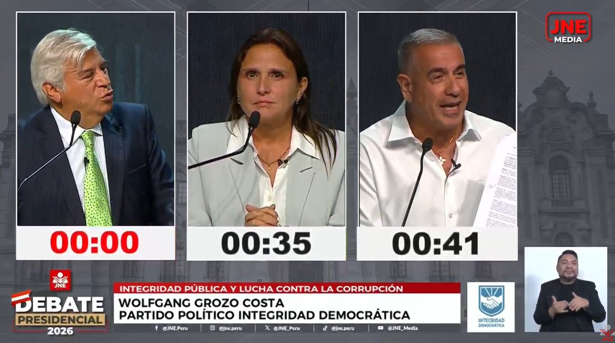 Roger García tweet media