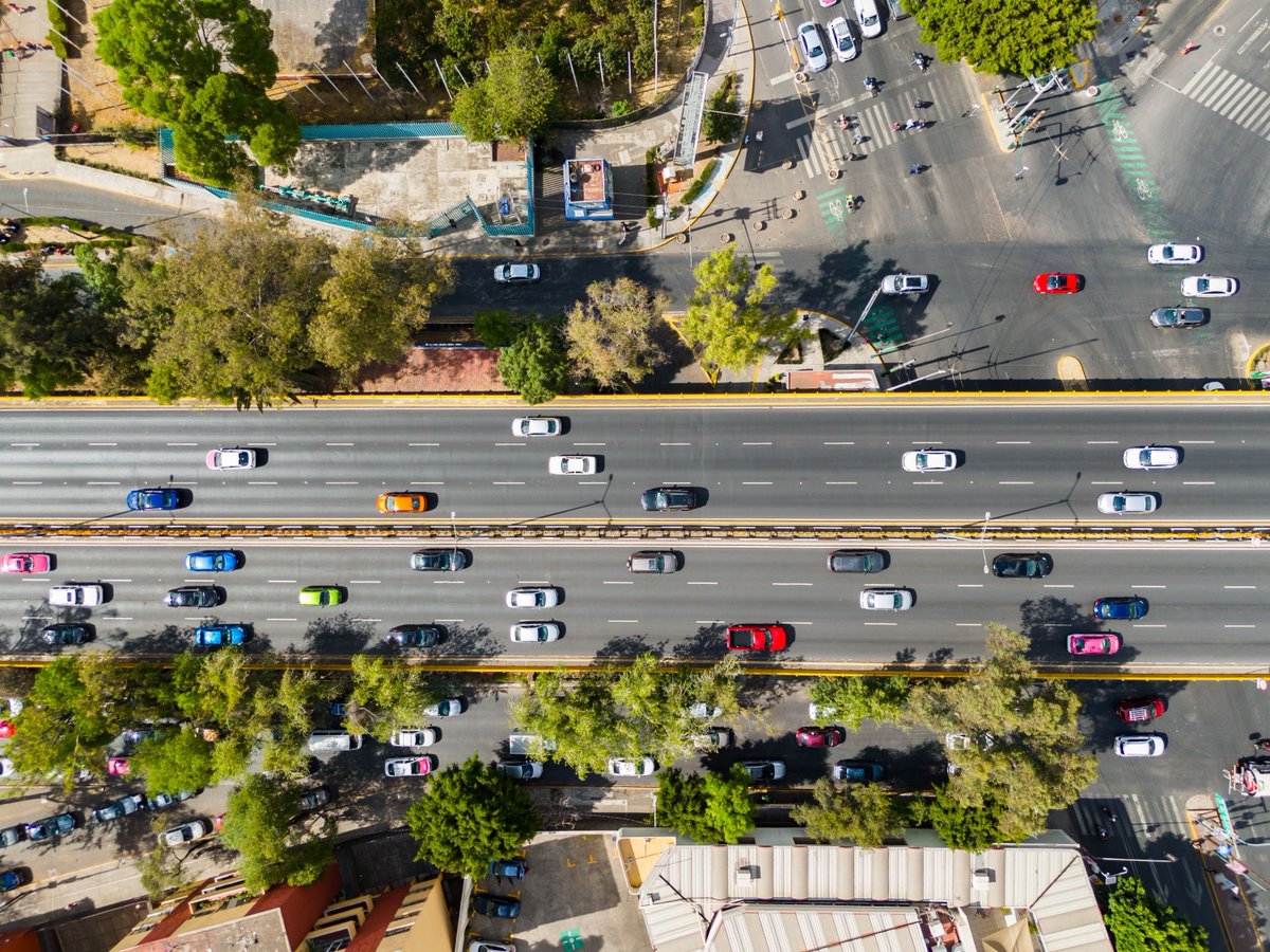 AD México tweet media