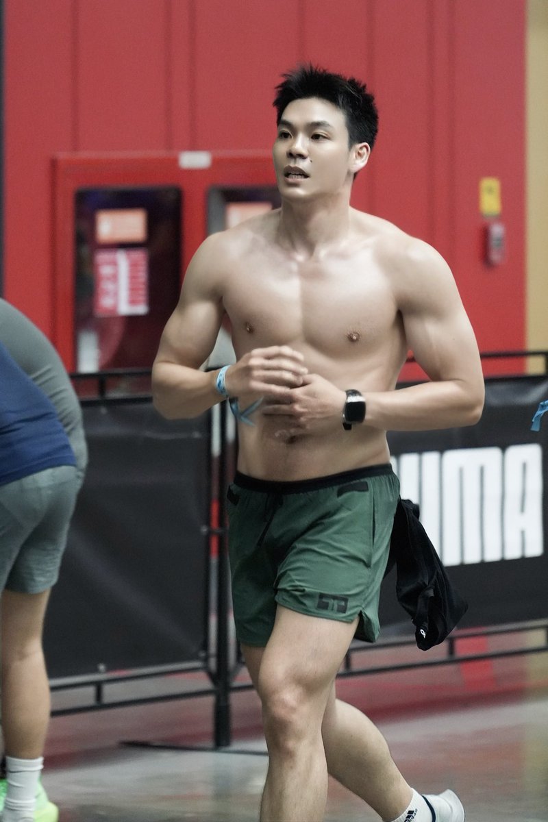 Teddyl3eal21's tweet photo. HYROX, for the first time. 🏋🏻

#hyrox https://t.co/HvymNMGIyY