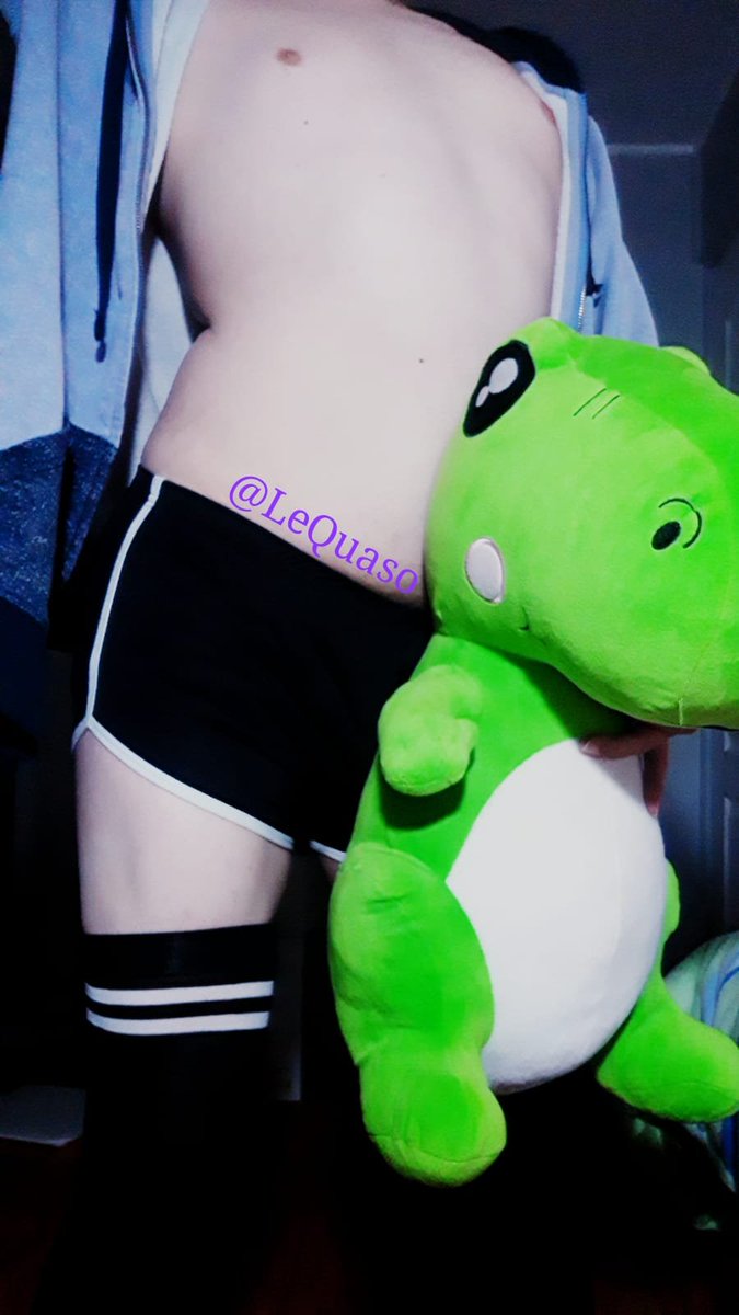 Femboy_Quaso 🥐🔞 tweet media