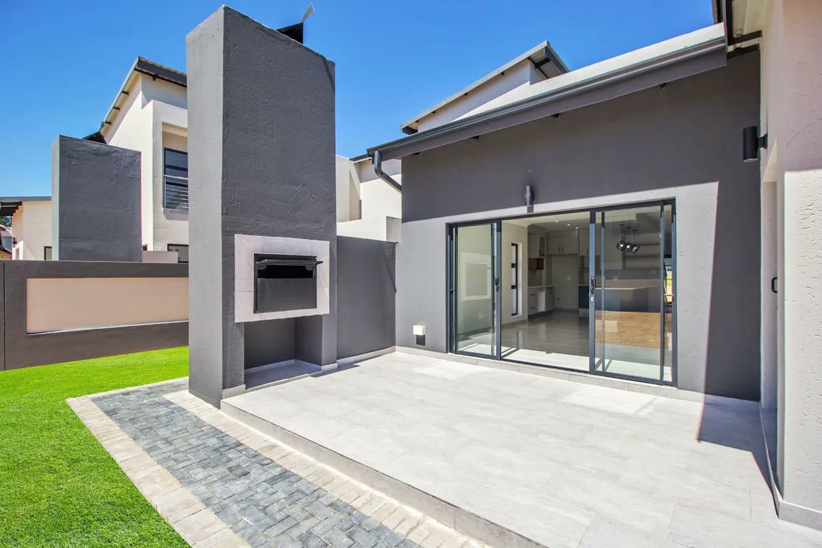 MyProperty tweet media