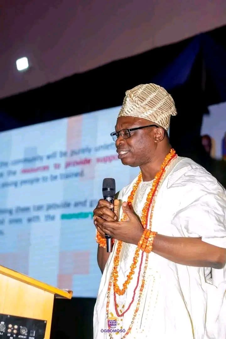 Omo Ìyá Semilore tweet media