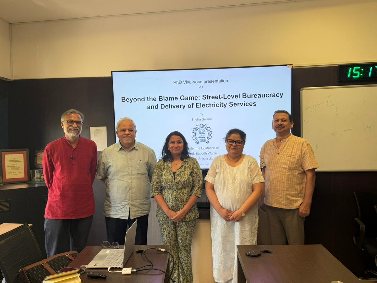 Ashank Desai Centre for Policy Studies, IIT Bombay tweet media